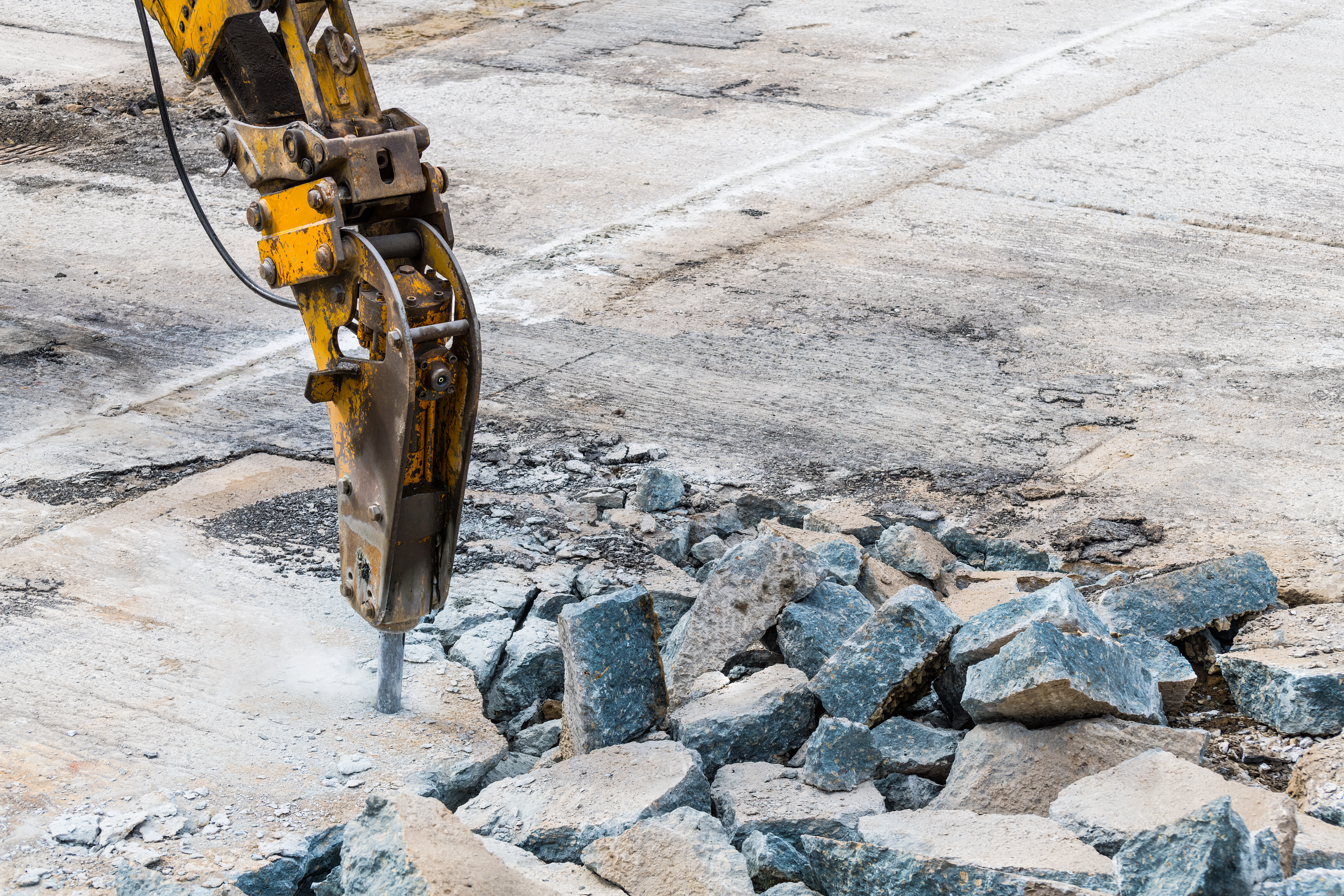 Concrete breaking demolition